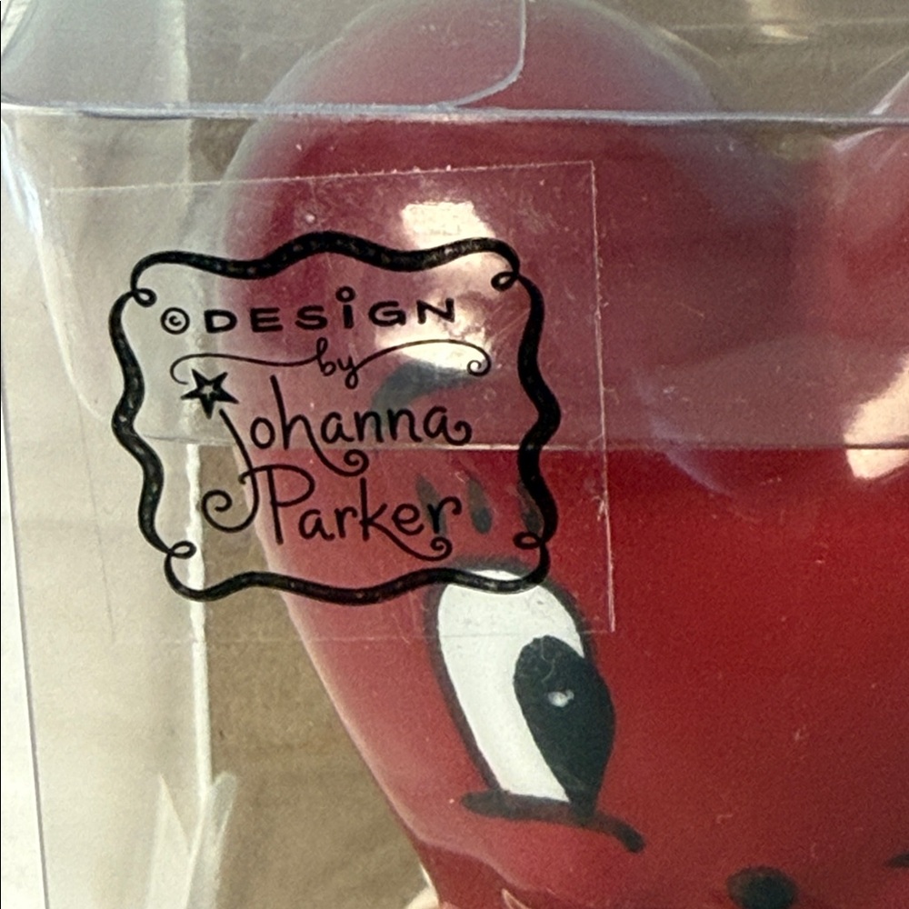 Johanna Parker Heart Salt & Pepper Shakers NWT Rare [|] - Picture 2 of 5
